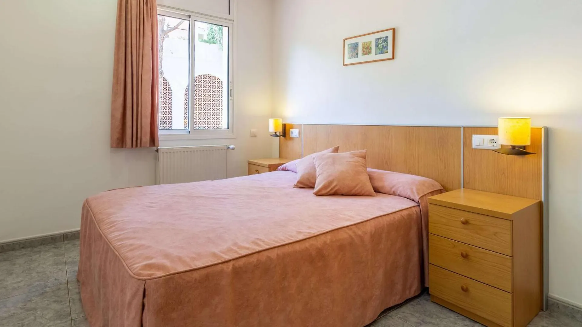 Vinya Farella 3 - Apartamento Luminoso Con Vistas La Mar Y Parking. - Es-228-14 Llanca 0*,  Spain